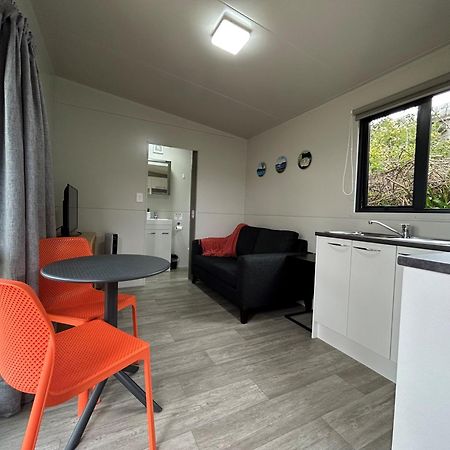 Takapuna Beach Holiday Park オークランド エクステリア 写真