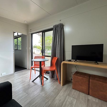 Takapuna Beach Holiday Park オークランド エクステリア 写真