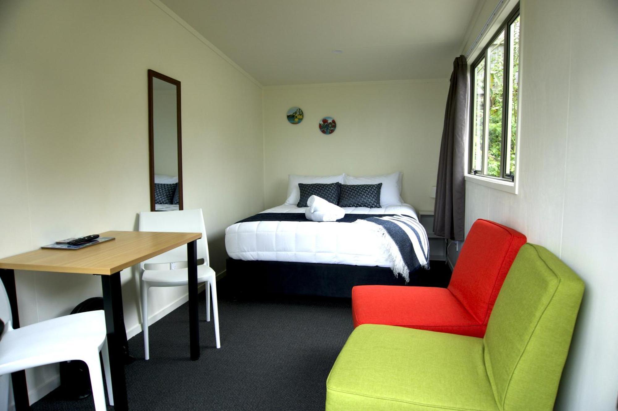 Takapuna Beach Holiday Park オークランド エクステリア 写真